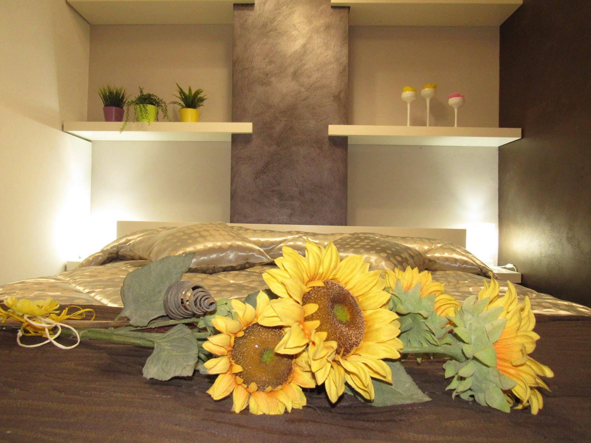 La Voce Del Violino Bed & Breakfast Ragusa Luaran gambar